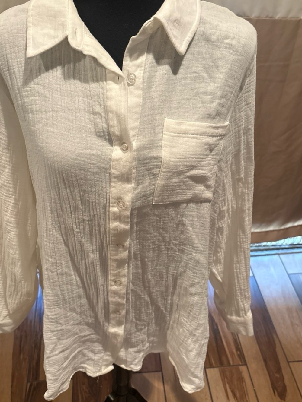 Women's Cream Textured Button-Down Shirt